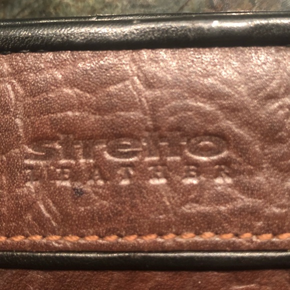 Stretto Leather Card Holder - Picture 4 of 5